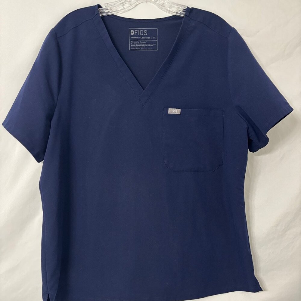 FIGS Technical Collection Catarina Navy Blue One Pocket Scrub Top Women’s XL